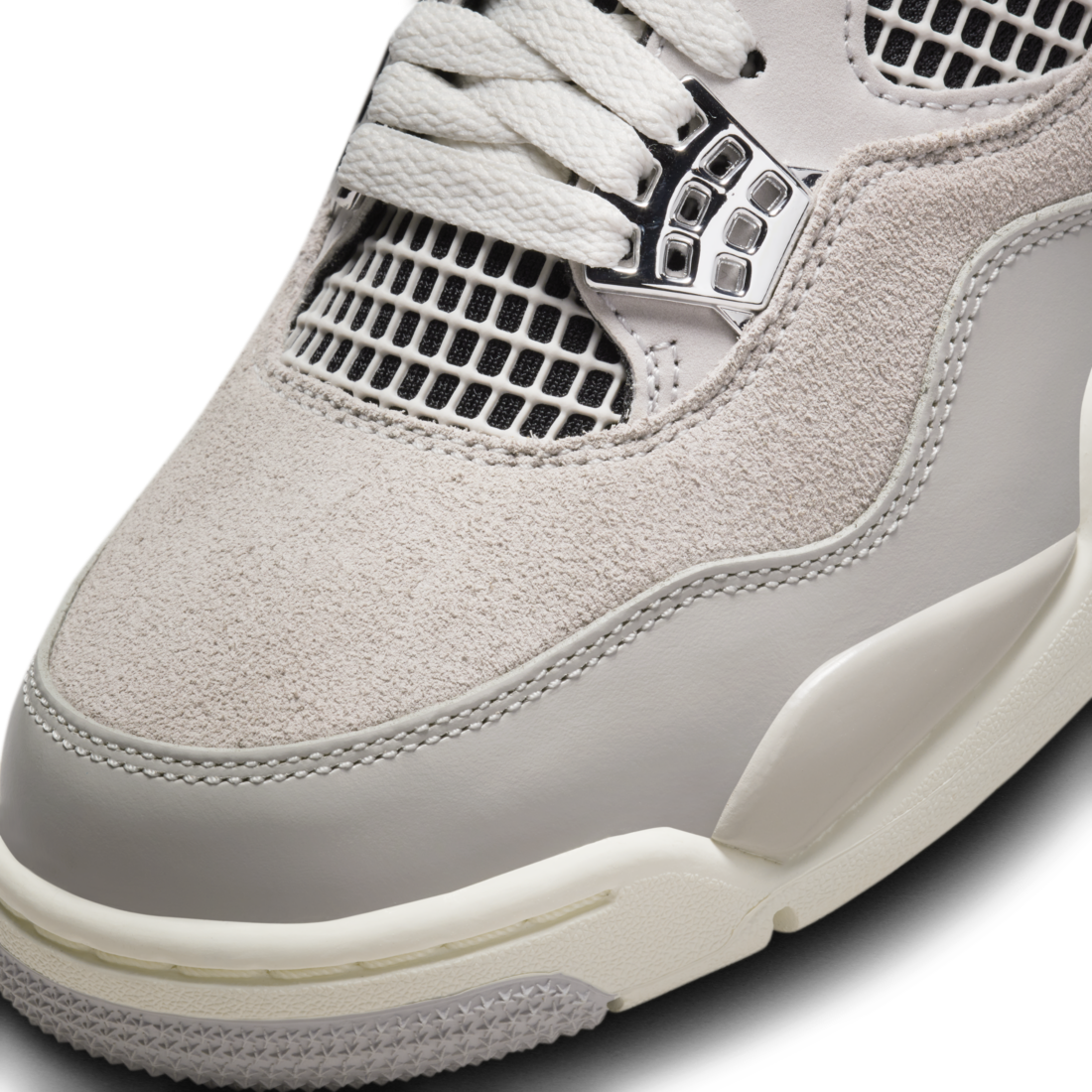 Jordan 4 Retro Frozen Moments