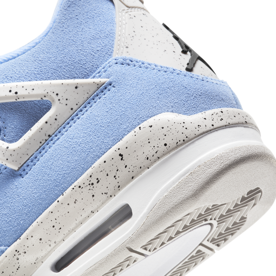 Jordan 4 Retro University Blue