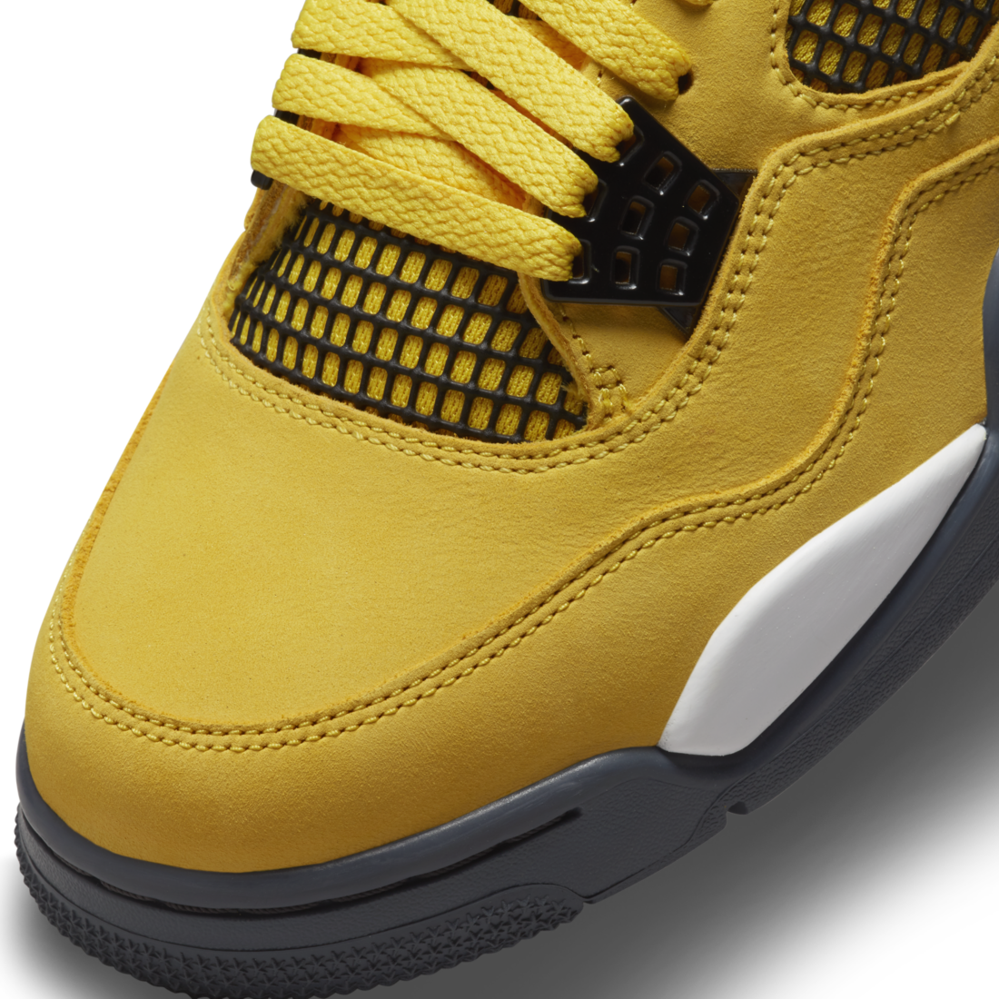 Air Jordan 4 Retro Lightning (2021)