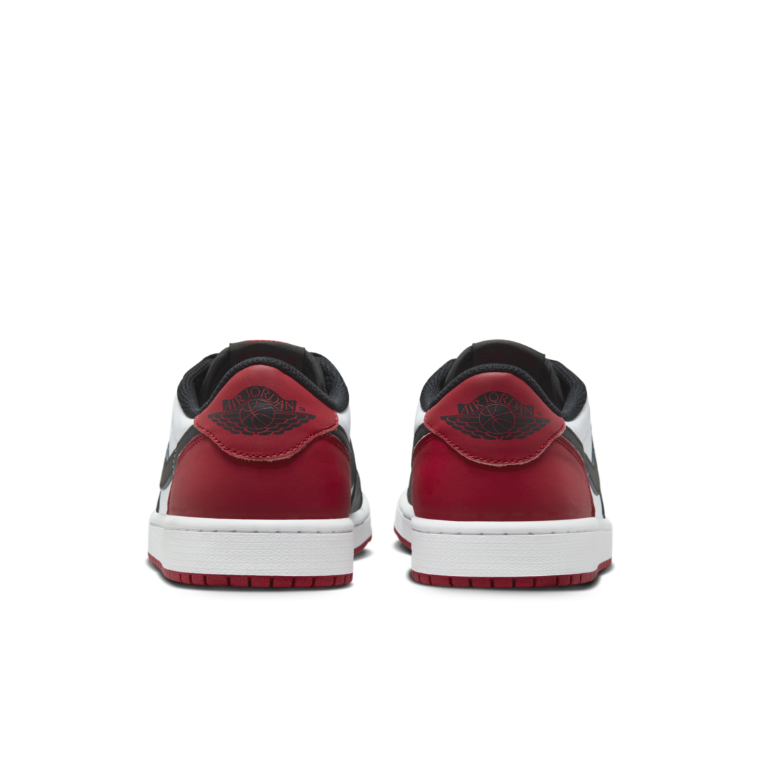 Air Jordan 1 Retro Low OG Black Toe (2023)