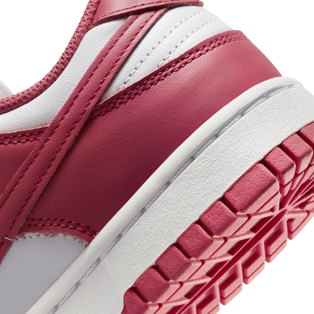 Nike Dunk Low Archeo Pink