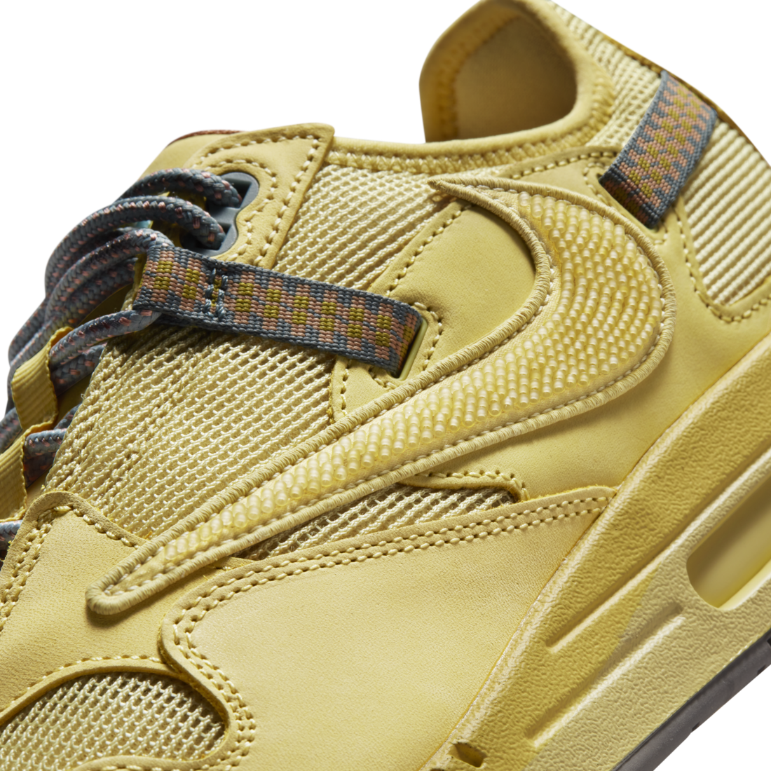 Nike Air Max 1 Travis Scott Cactus Jack Saturn Gold