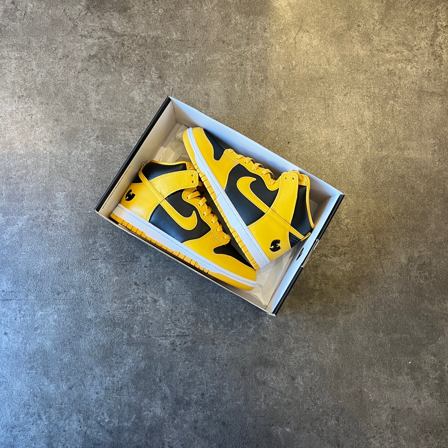 Nike Dunk High Wu-Tang (2024) Taglia 41 (Nuovo)