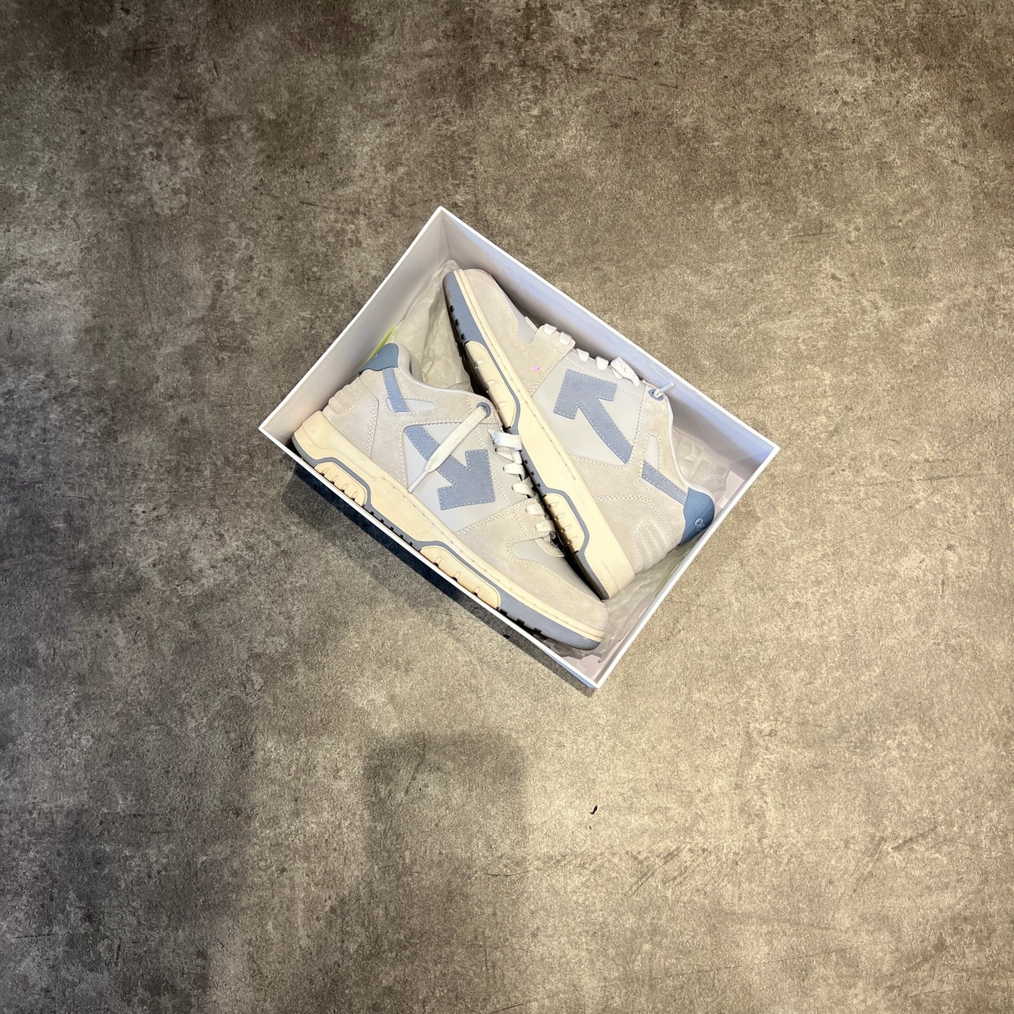 OFF-WHITE Out Of Office Medium Grey Taglia 42 (Usata)