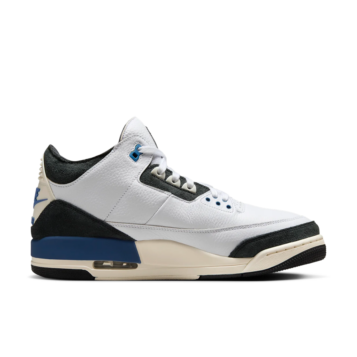 Air Jordan 3 Retro OG SP A Ma Maniére Diffused Blue