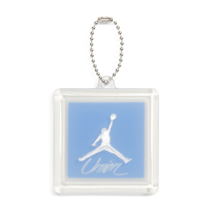 Jordan 4 Retro Union Guava Ice 