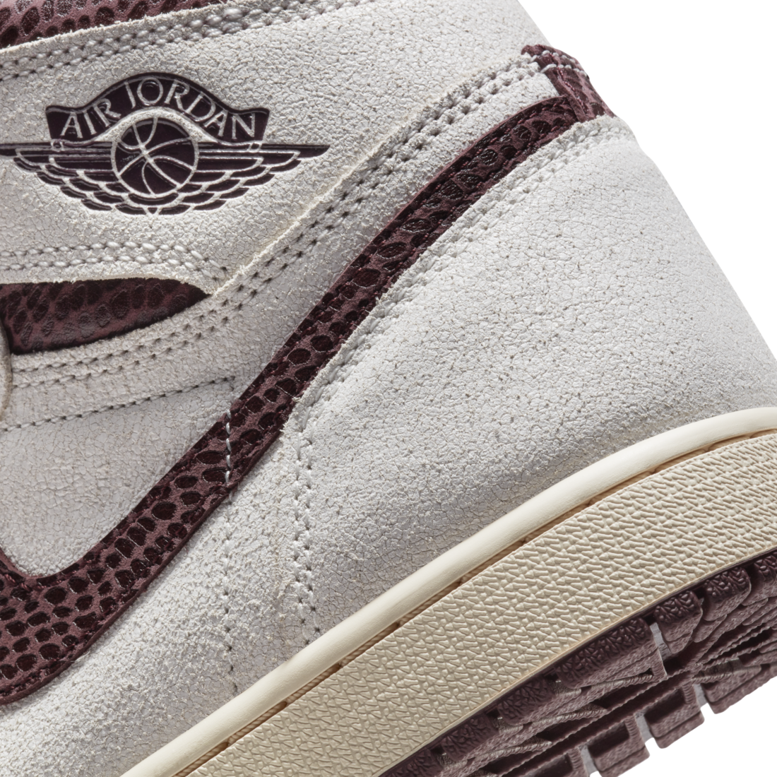 Air Jordan 1 Retro High OG A Ma Maniére 