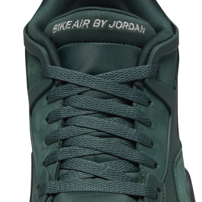 Jordan 4 RM SP Nigel Sylvester Grandma's Driveway