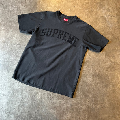 Supreme Chenille Arc Logo S/S Top Black Taglia M (Usato)