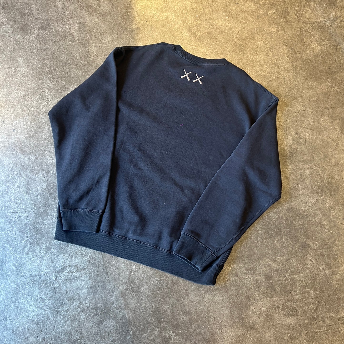 Kaws Uniqlo Crewneck Black (2023) Taglia L (Usato)