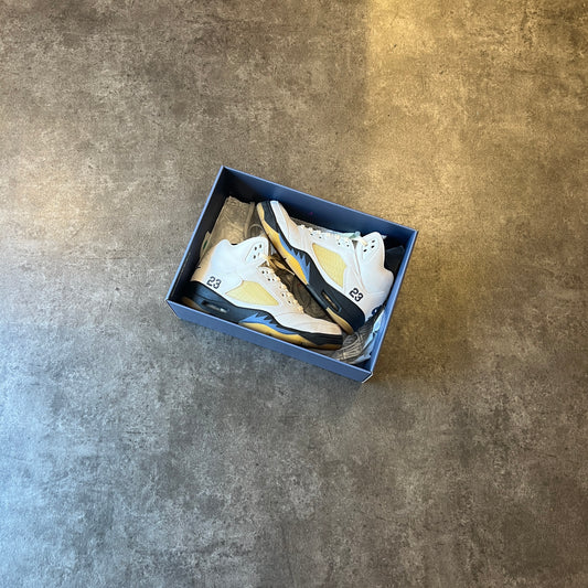 Jordan 5 Retro A Ma Maniére Dawn (Women's) Taglia 42.5 (Usata)
