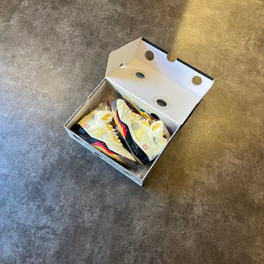 Jordan 5 Retro Off-White Sail Taglia 43 (Usato)