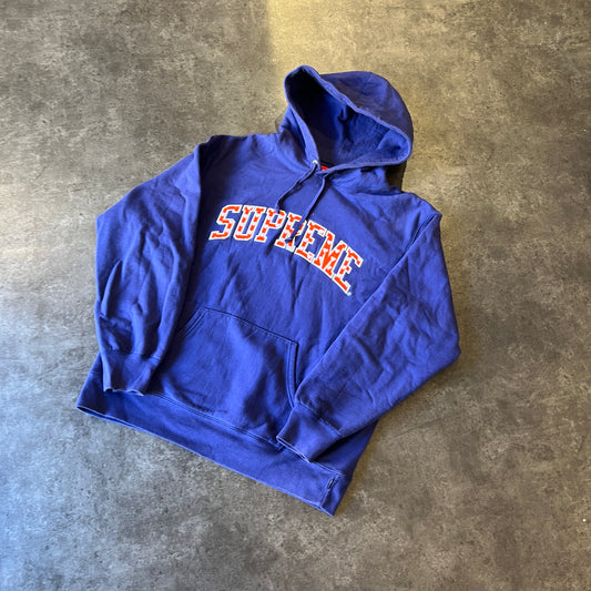 Supreme Hearts Arc Hooded Sweatshirt Washed Navy Taglia M (Usata)