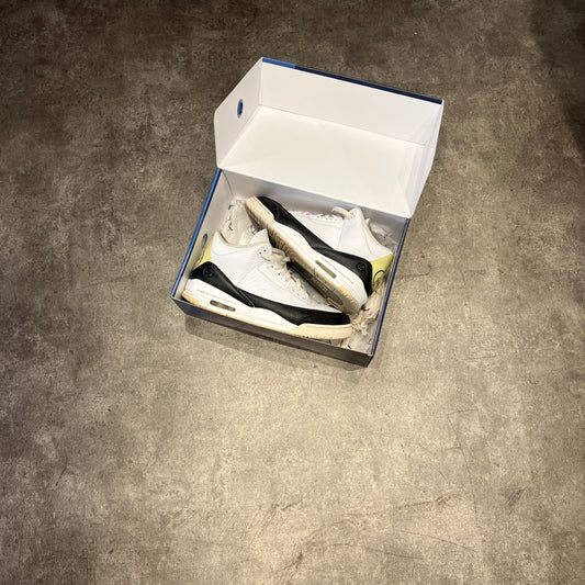 Jordan 3 Retro Fragment Taglia 45 (Usato)