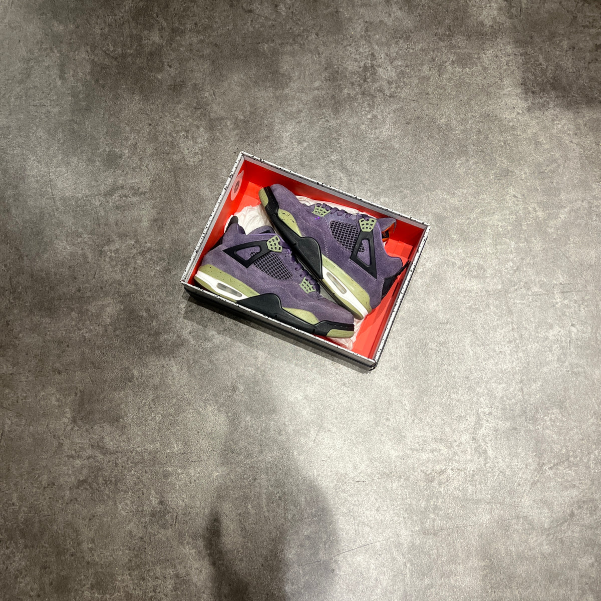 Air Jordan 4 Retro Canyon Purple usate taglia EU 42 - foto 1 - Culture Milano