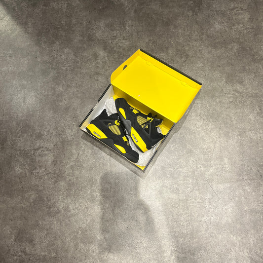 Air Jordan 4 Retro Thunder (2023) – Usate, Taglia EU 43