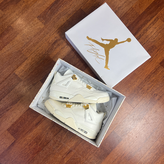 Jordan 4 Retro Metallic Gold (Women's) Taglia 44.5 (Nuova)